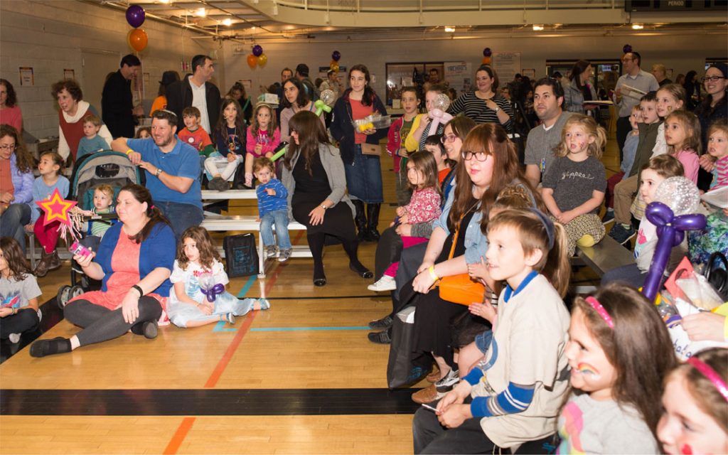 Charm City kicked off the weeklong Baltimore Shabbat Project last Sunday, Nov. 6, at the Owings Mills Jewish Community Center with “Shabbat Through The Senses,” an event geared for families with children ages 10 and under.