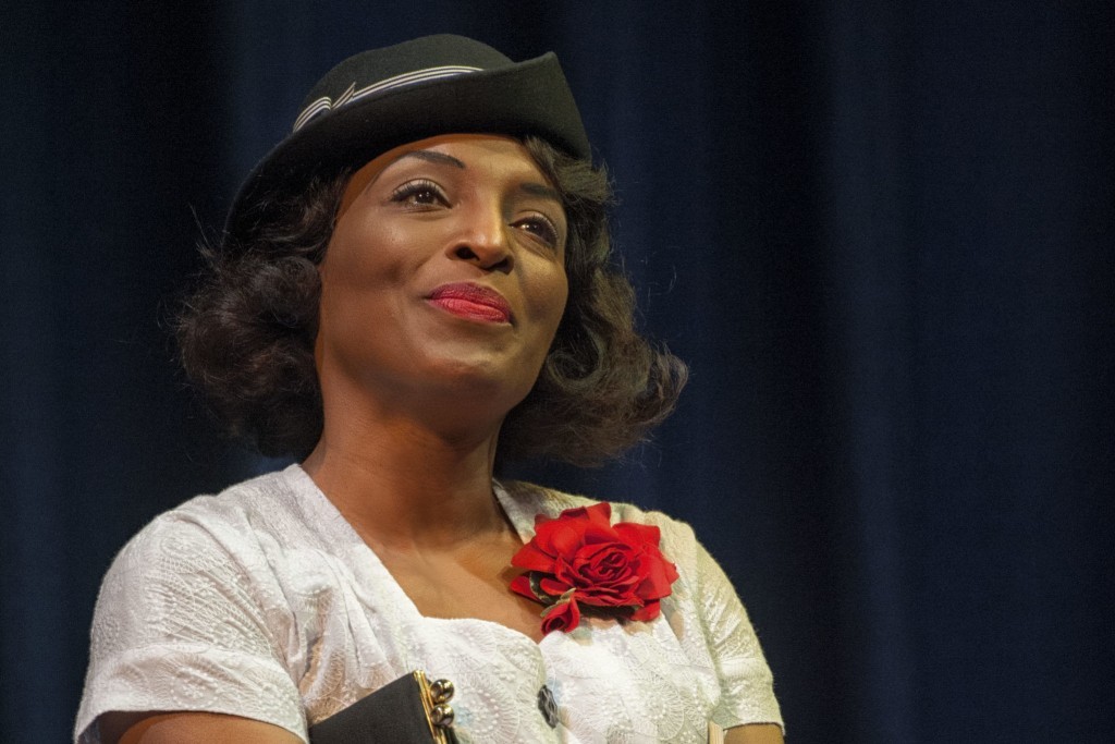 Actress Dawn Ursula