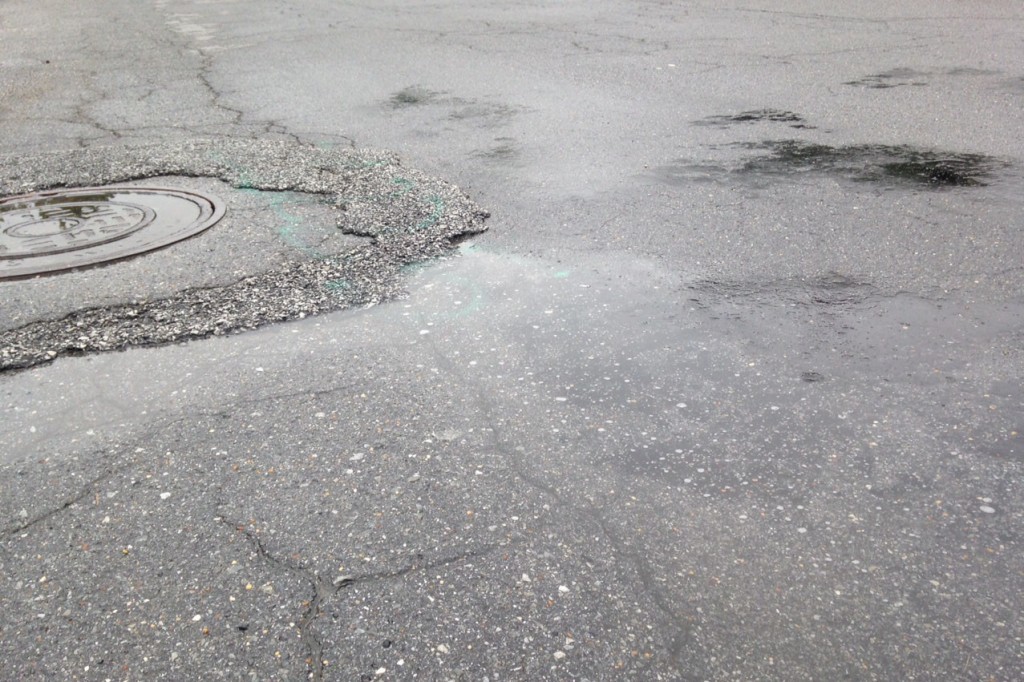 Baltimore City pothole