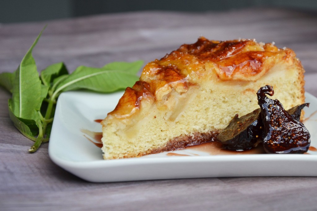 Apple Kuchen with Hot Cream Sauce