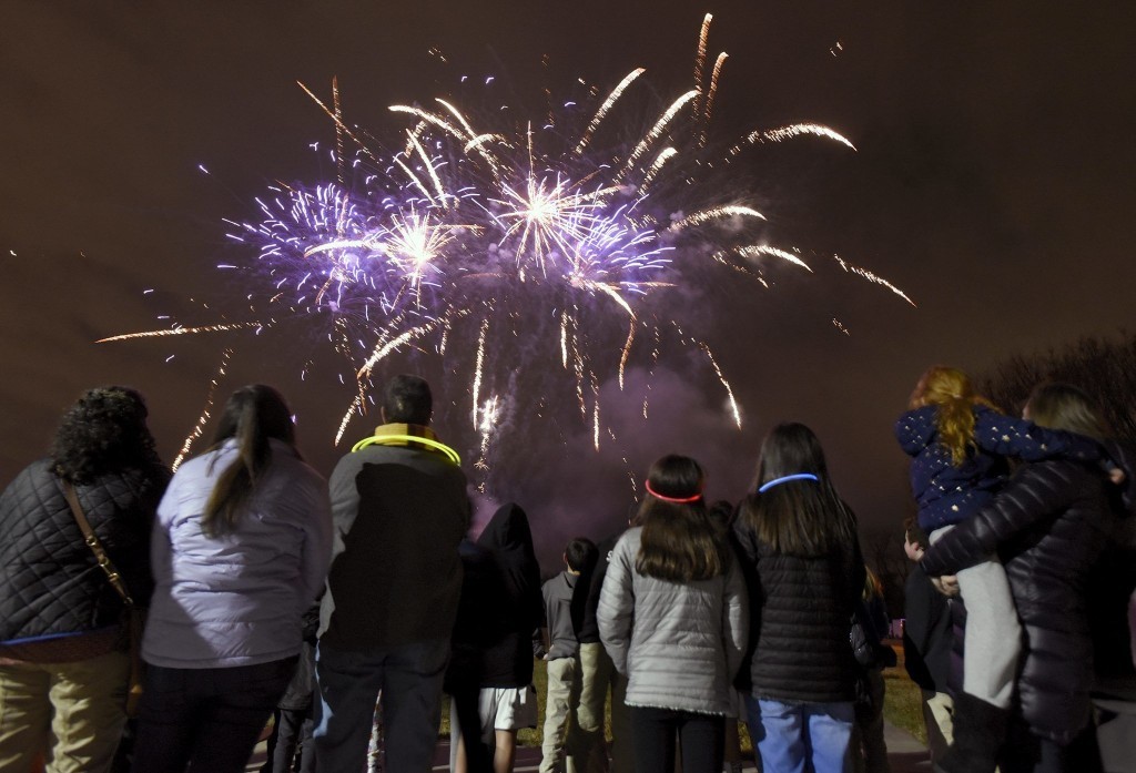 Chizuk Amuno Chanukah