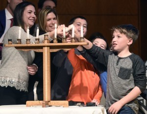 Chizuk Amuno Chanukah