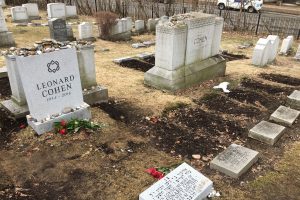 Leonard Cohen's grave