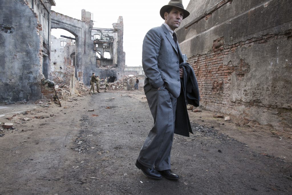 Paul Rudd plays Moe Berg