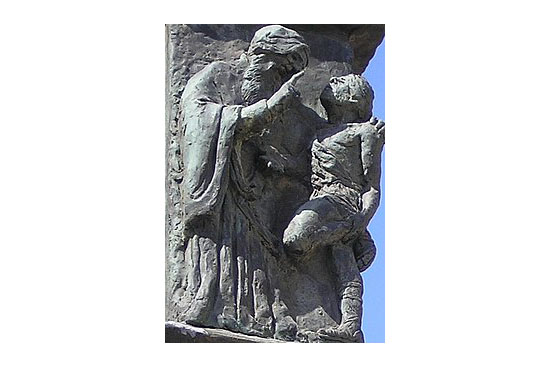 Hillel Teaches the Golden Rule