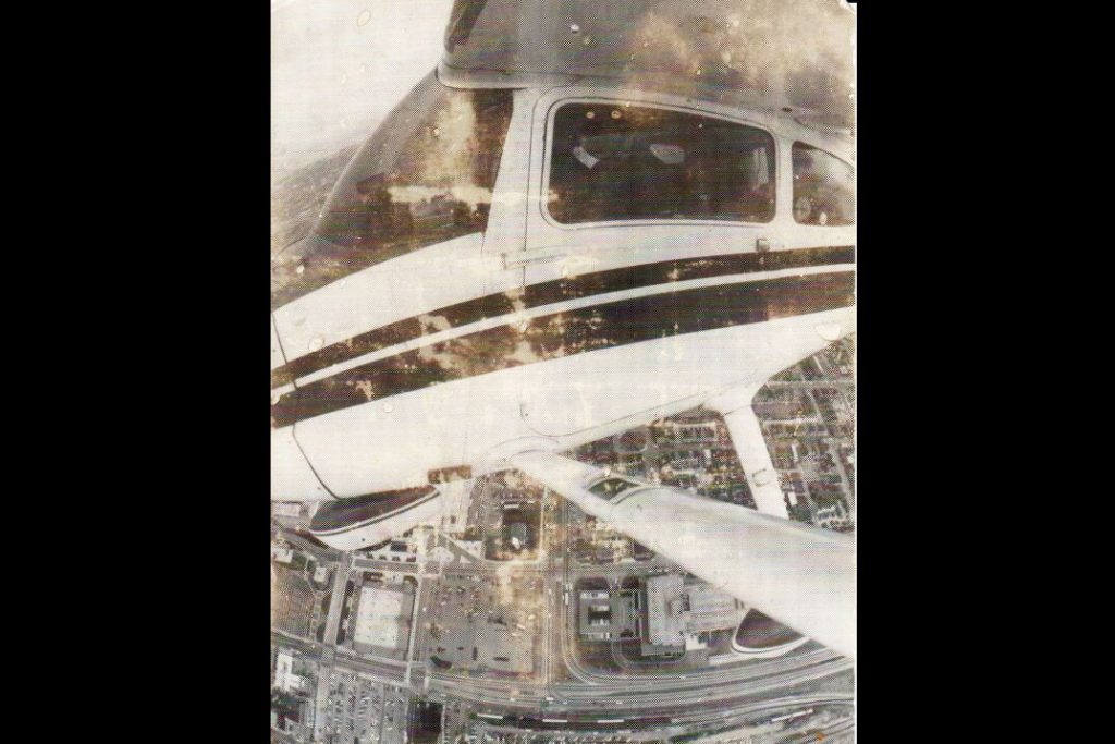 'Detour Dave' Sandler's plane