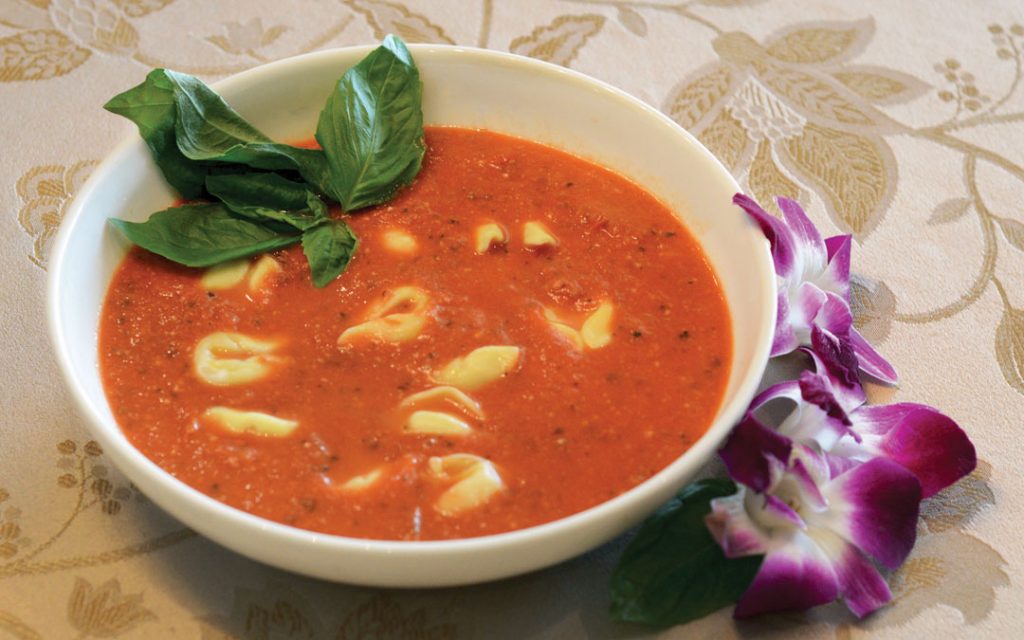 Tomato Tortellini Soup