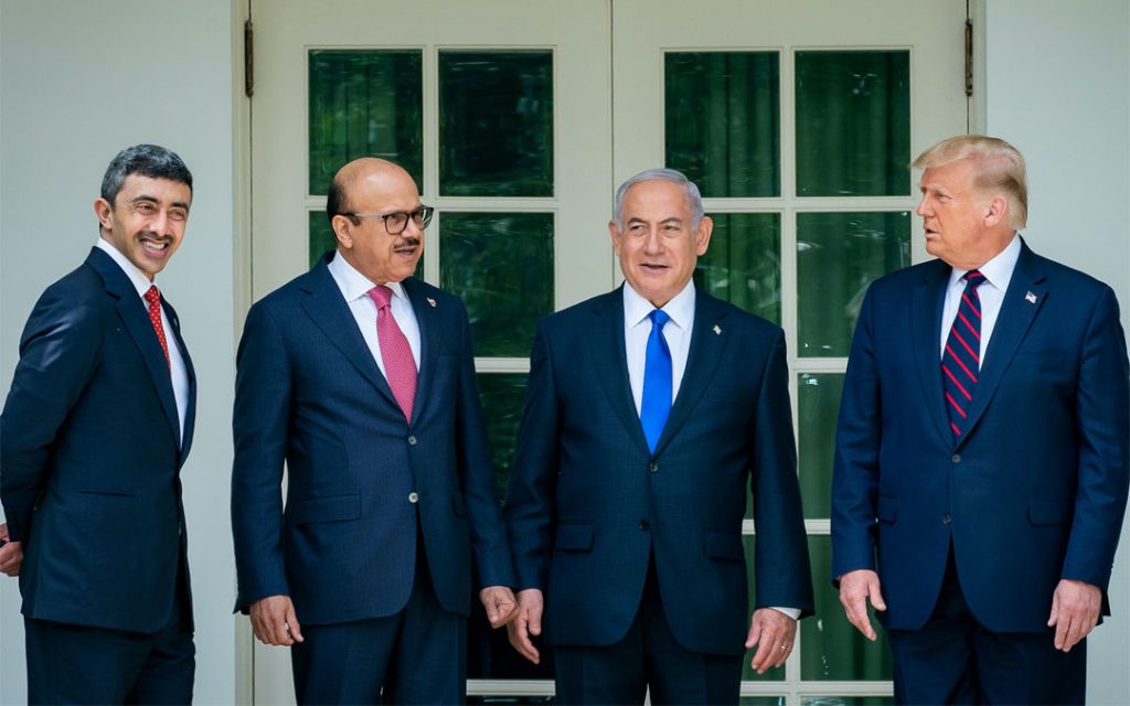 UAE Foreign Minister Abdullah bin Zayed Al Nahyan, Bahrain Foreign Minister Abdullatif bin Rashid Al Zayani, Israeli Prime Minister Benjamin Netanyahu and President Donald Trump