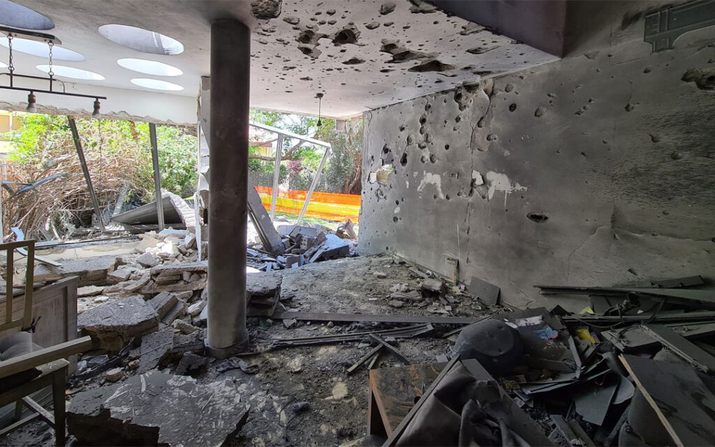 Sigal Ariely's home in Ashkelon will require at least a year to rebuild.