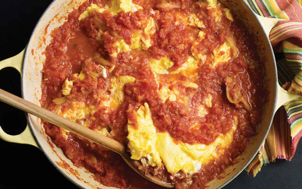 Eggs in Salsa Martajada