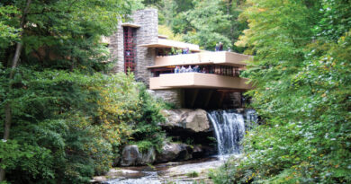 Frank Lloyd Wright's Fallingwater