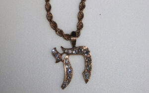 elvis presley necklace