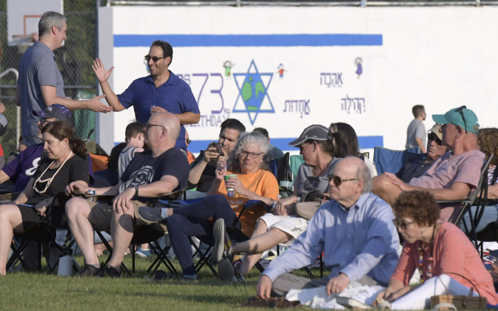 A crowd enjoys Chizuk Amuno Congregation's SummerFest.