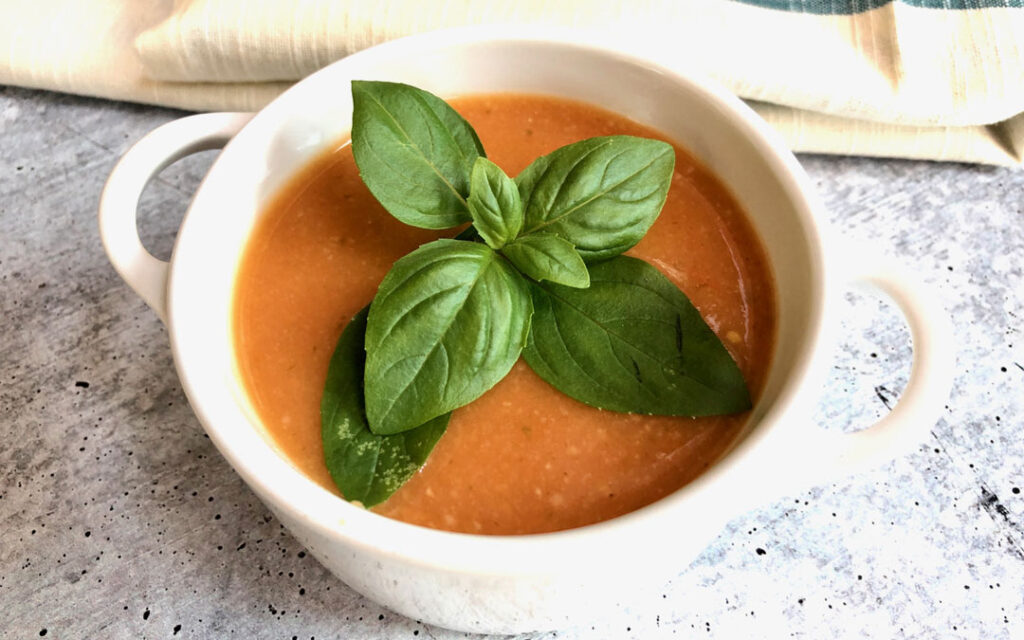 Chilled (or not) fresh tomato soup