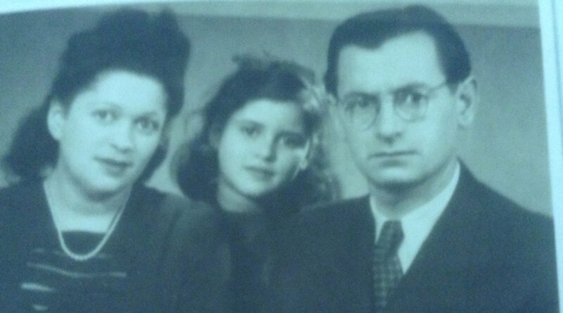 Ruth Grill with her parents