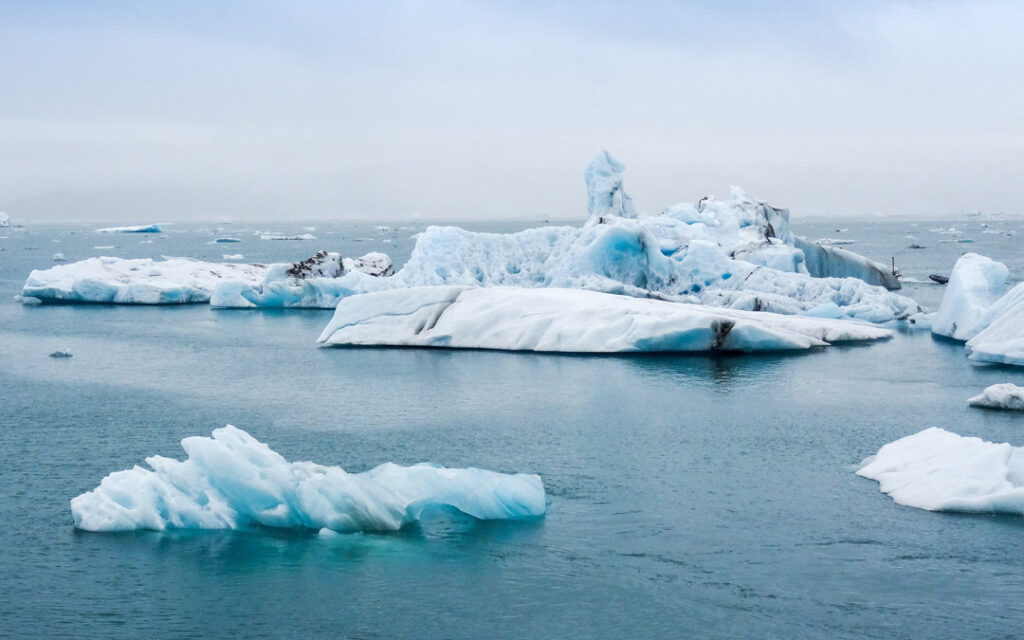icebergs