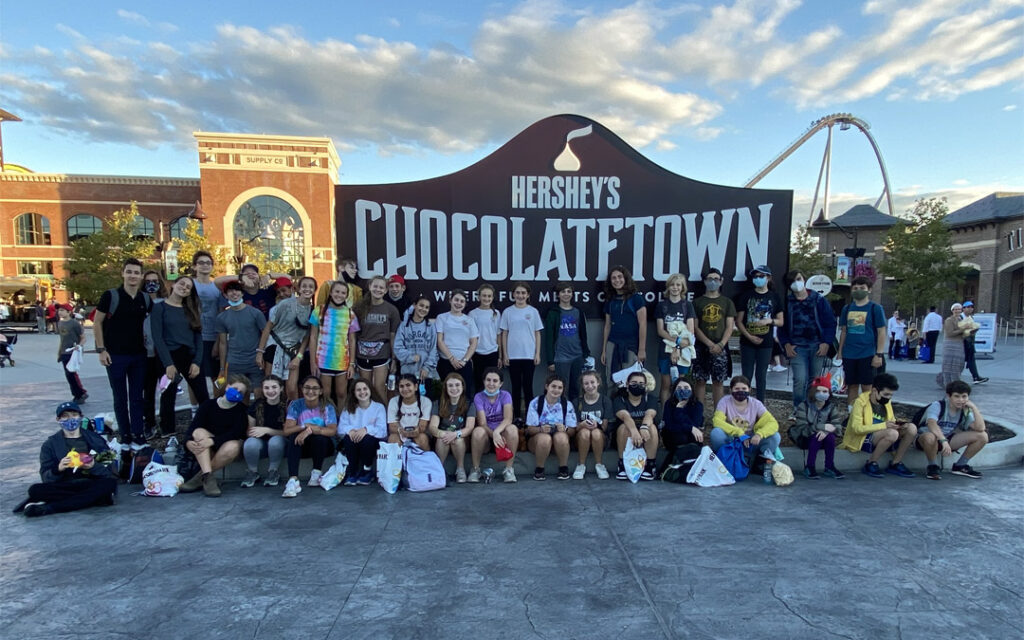 Krieger Schechter Day School students at Hershey Park