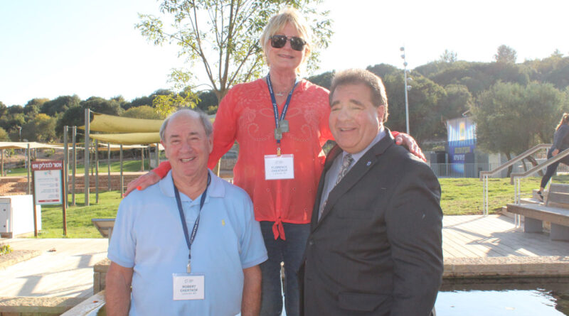 Chertkof and his wife Florence Chertkof with JNF-USA CEO Russell Robinson at the dedication of the project.