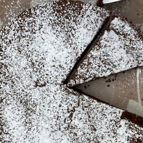 2 Ingredients Chocolate Cake