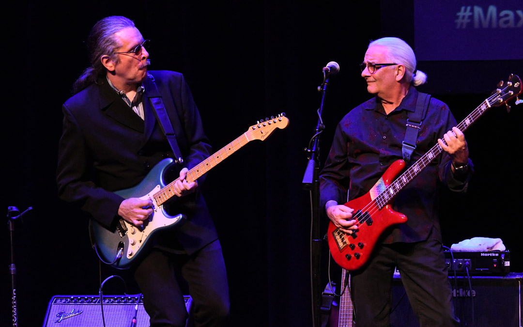 Bob Burger Guitar Glen Burtnik Bass