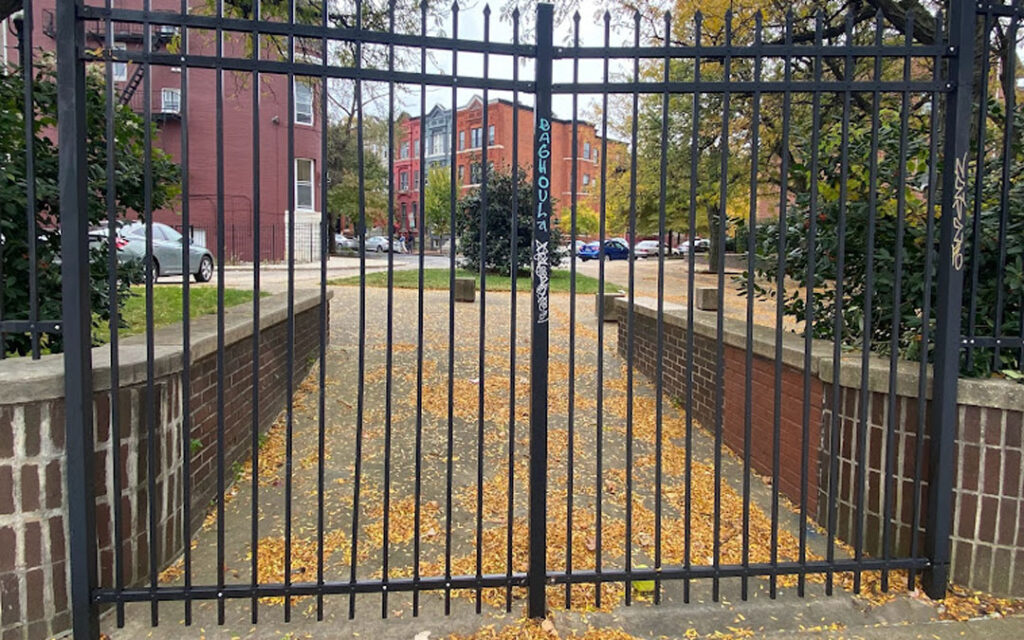 gate
