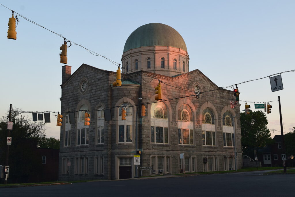 Shaarei Tfiloh Synagogue