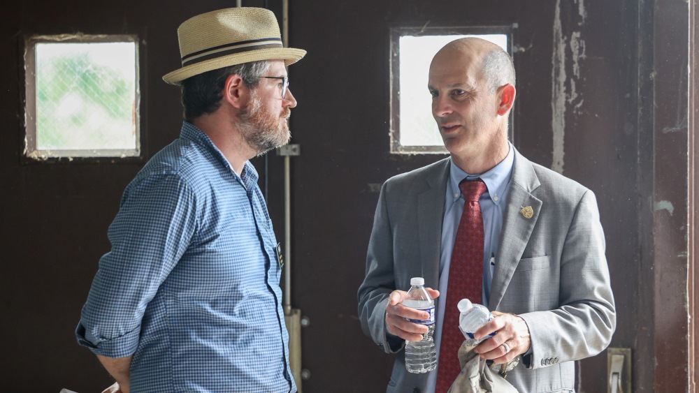 Rabbi from Towson University Hillel and Del Jon Cardin