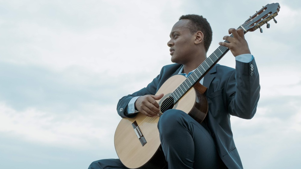 Shriver Hall Concert Series: feuillatre