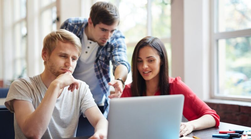 students at computer