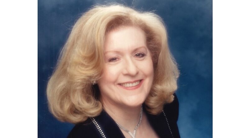 Leslie S. Winner