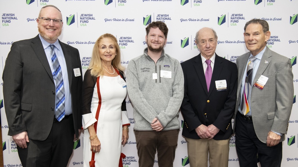 Rabbi Moshe Schwartz, Lisa Lederman, Shabbos Kestenbaum, Bob Chertkof, Dr. Chet Stein