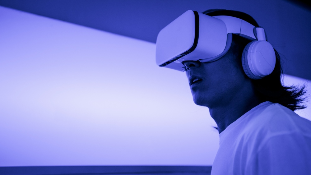 man wearing vr headset