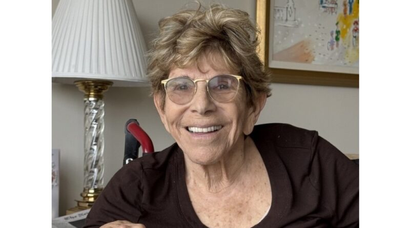 Libby Wolff