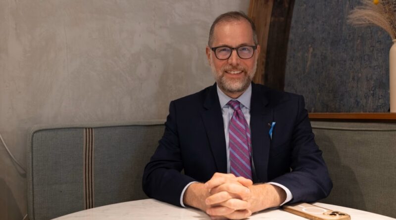 Mark Levine