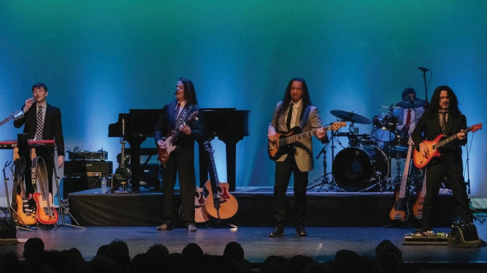 Hotel California: A Salute to the Eagles