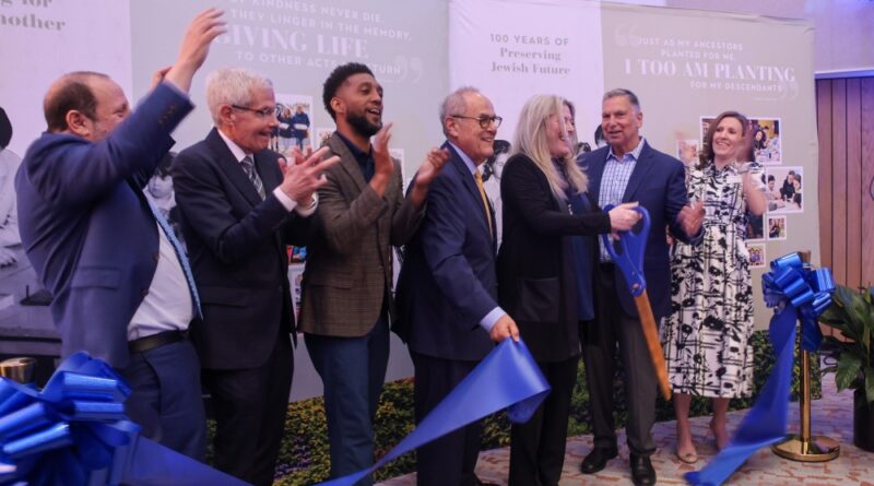 Associated ribbon cutting