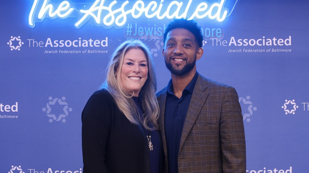 Beth Goldsmith, Mayor Scott