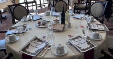 Broadmead Passover table