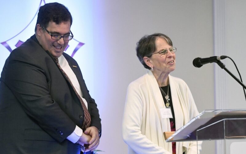 Louise Geczy, Howard Libit